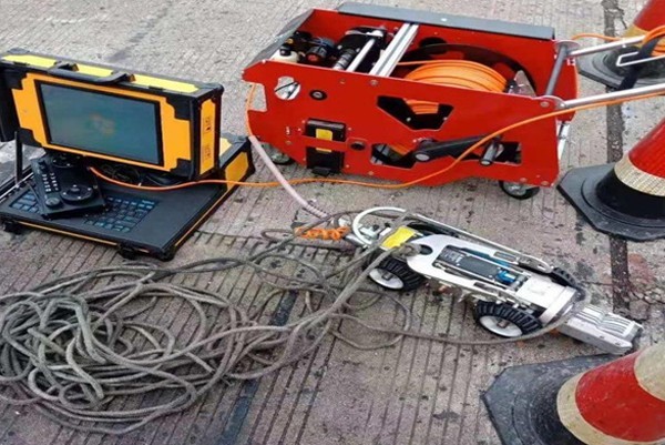 德惠CCTV管道检测机器人